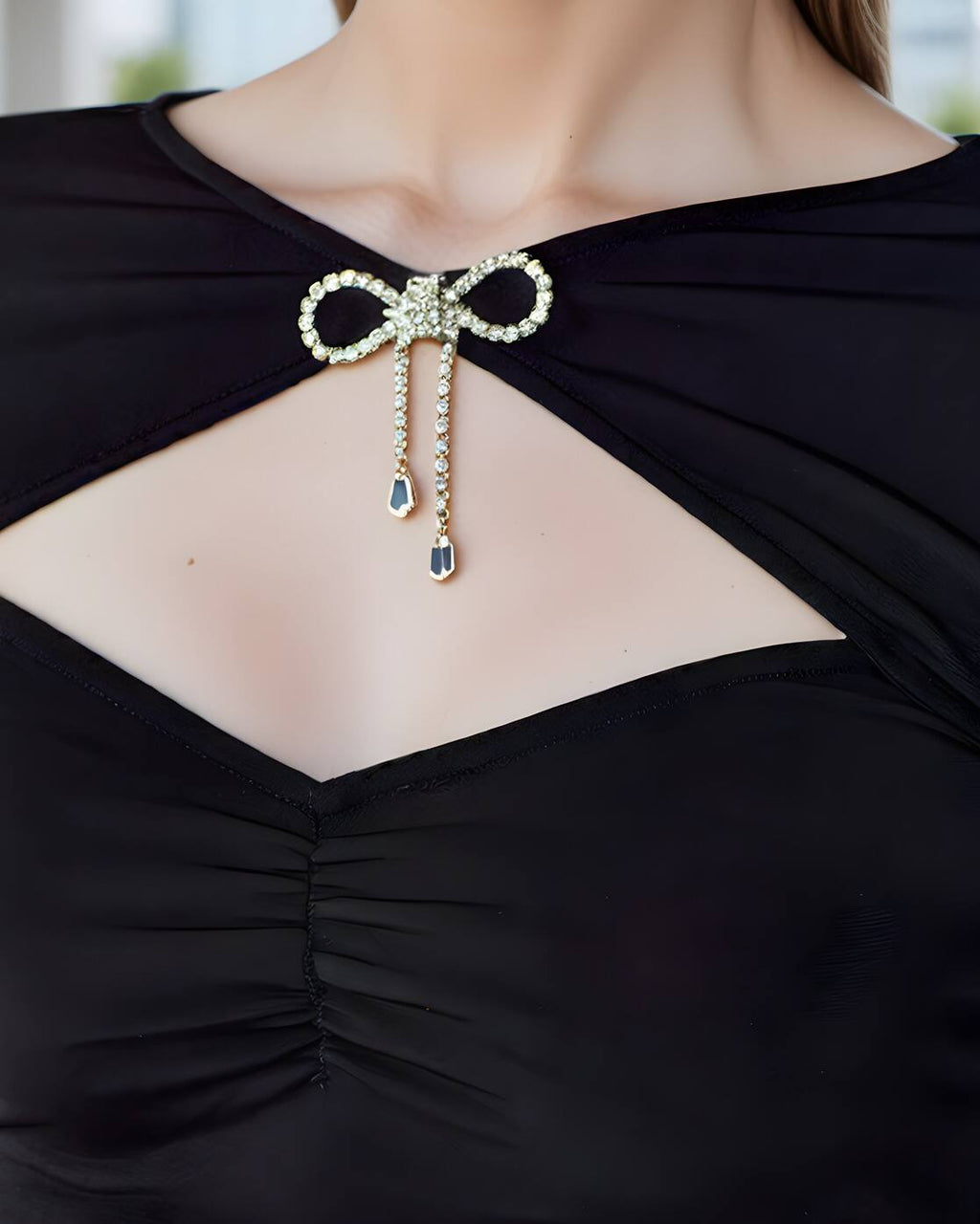 Women Round-Neck Ruched Fitted Top