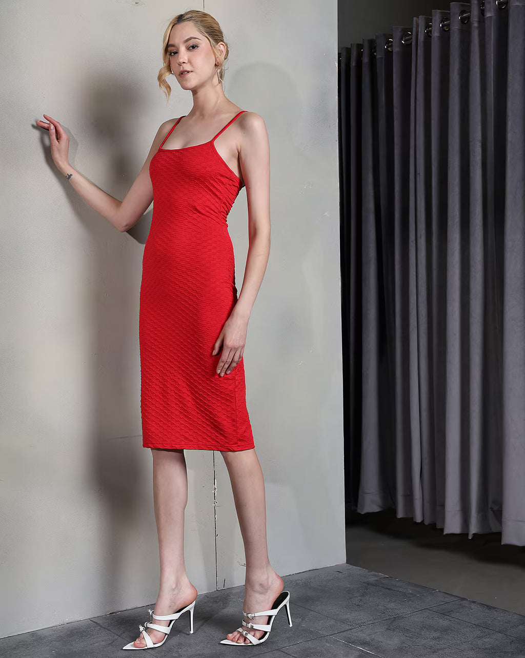 Dressbees Party Spaghetti Strap Textured Back Slit Bodycon Dress